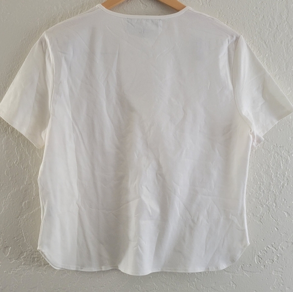 St. John Sport Top Size Small - Picture 2 of 5